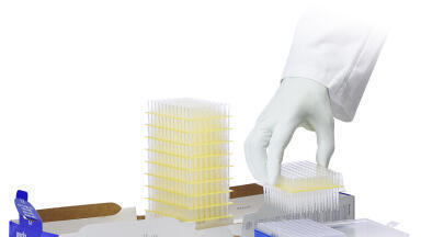 Quick filling of pipette tip racks